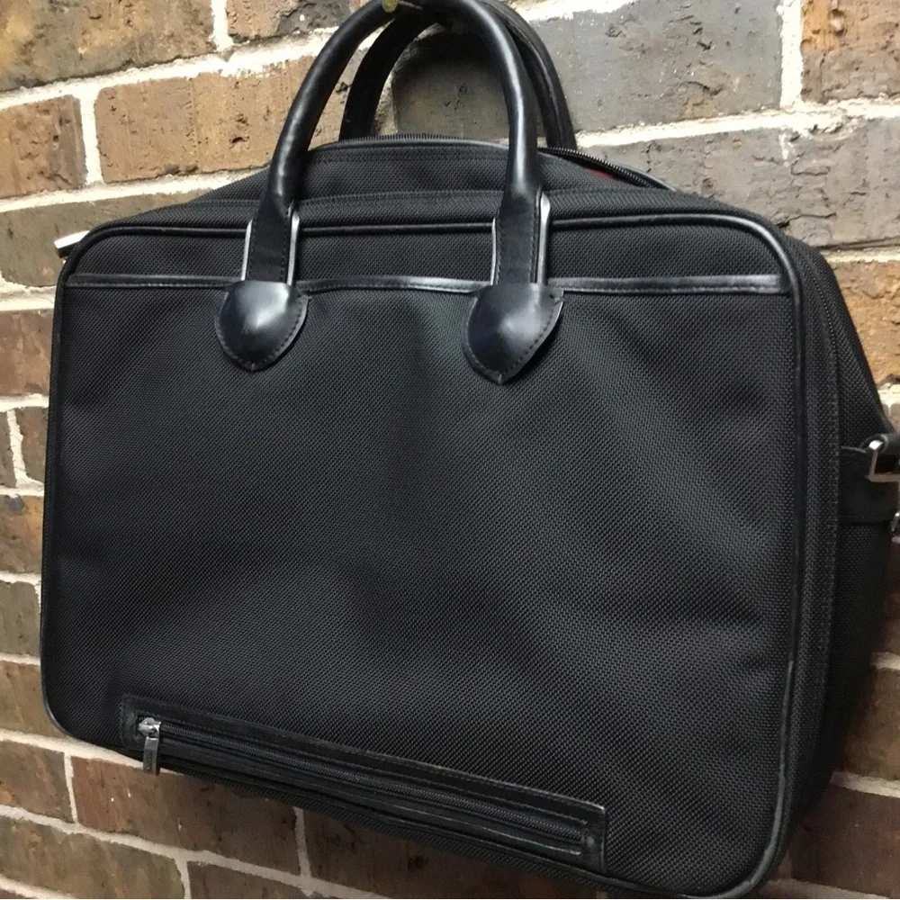 TUMI LXT  Leather  and Ballistic  16”Nylon Laptop Computer Bag Briefcase